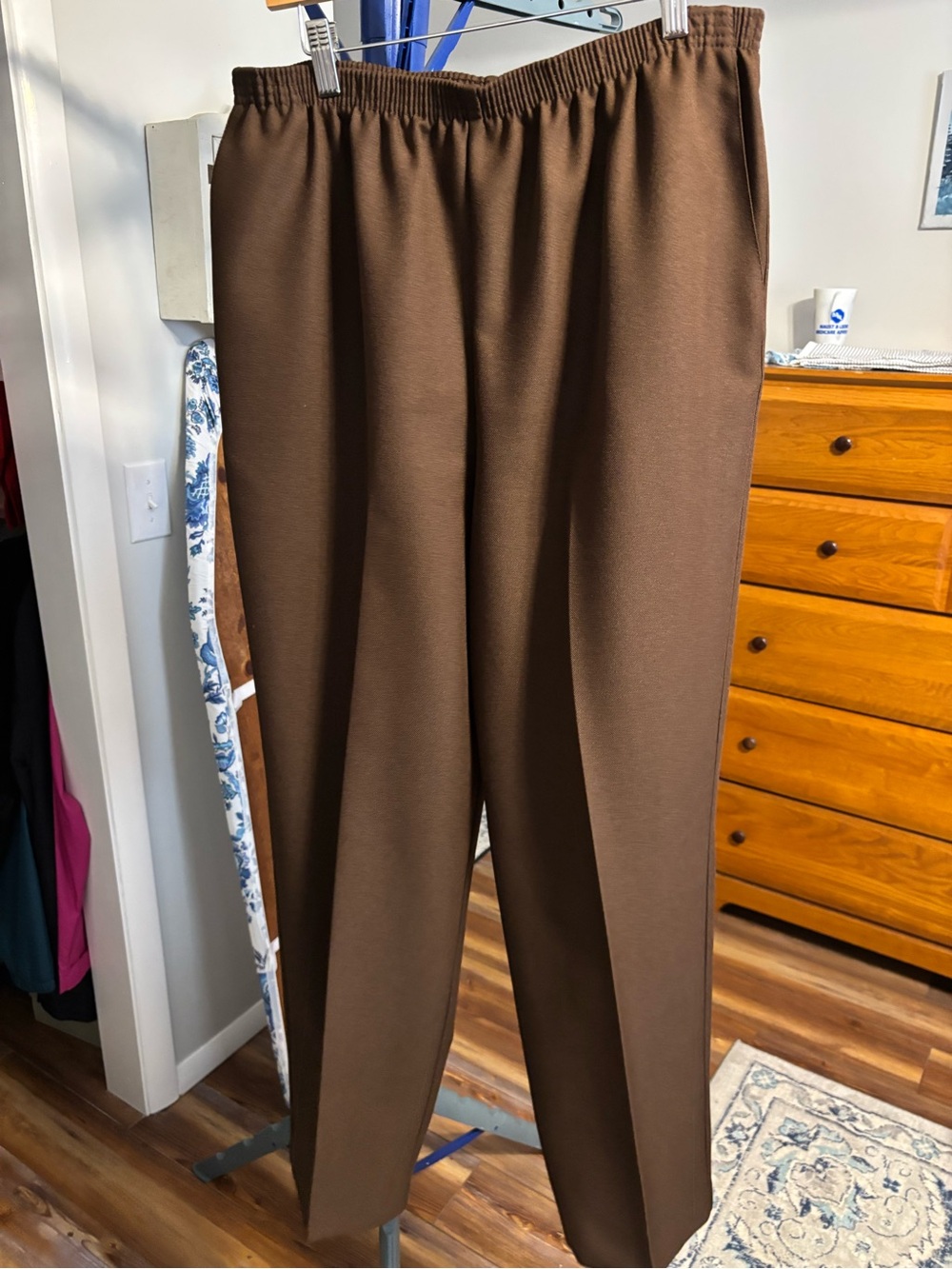 Alfred Dunner Brown Women’s Elastic-Waist Dress Pants